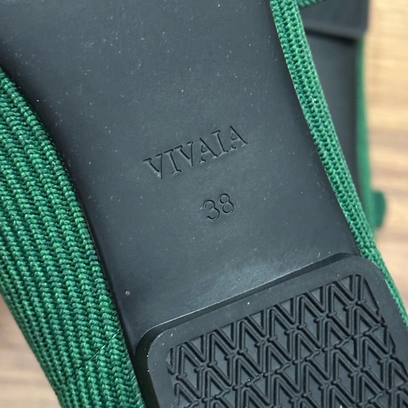 Vivaia Margot Mary Jane Square-Toe Mary-Jane in Forest Green Size 38 / US 7 - Picture 11 of 14